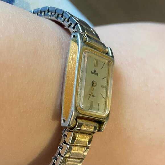 vintage Lorus by Seiko ladies tank Watch square small  preowned - Picture 4 of 9